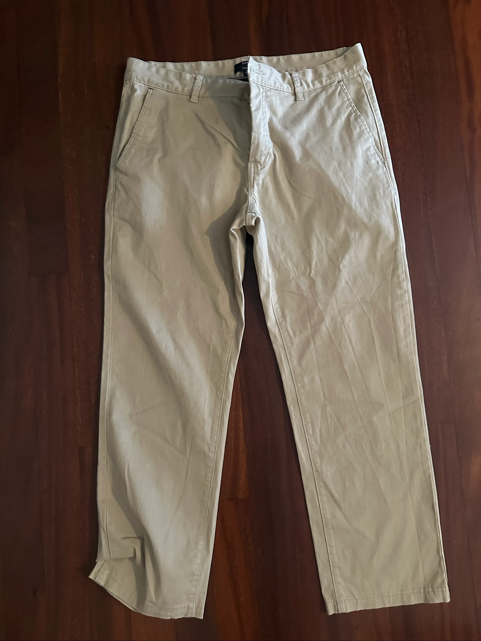 Pantalón chino de Kiabi talla 42